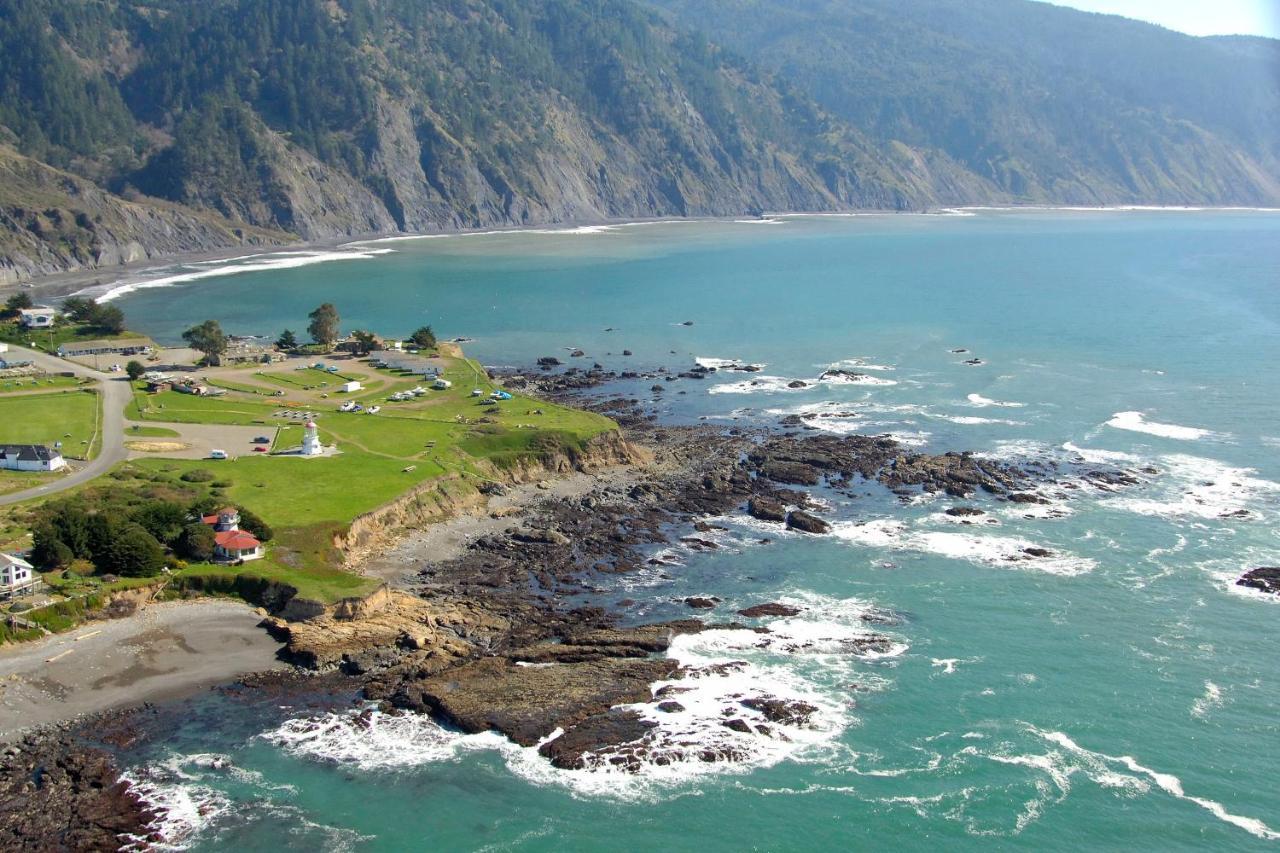 The Oceanfront Inn Shelter Cove Экстерьер фото