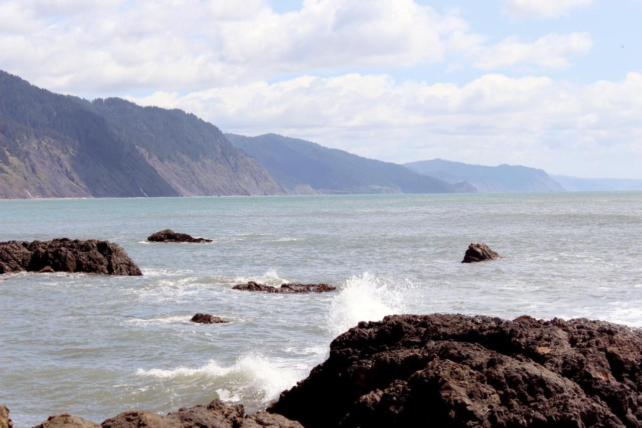 The Oceanfront Inn Shelter Cove Экстерьер фото